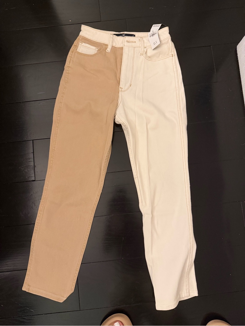Hollister Two-Tone Straight Leg Jeans — Cream & Tan